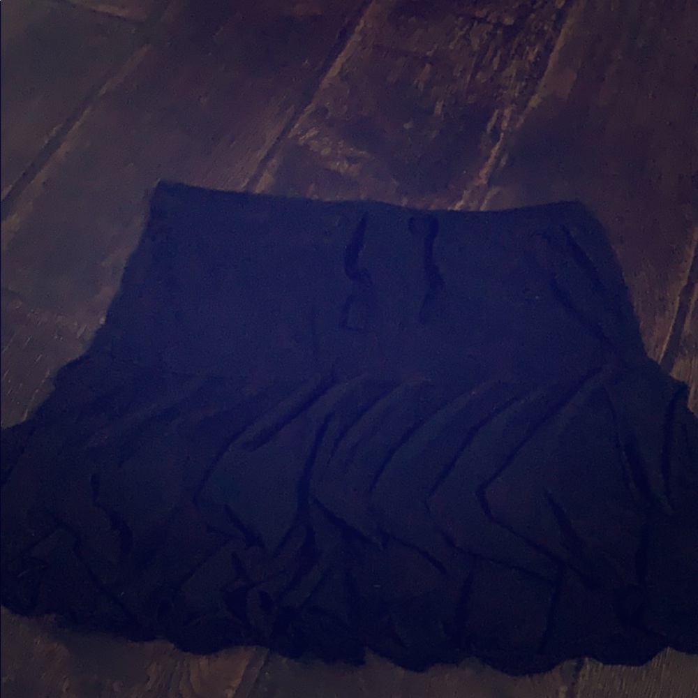 Black skirt for girls!